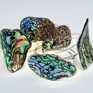 LUXURY ABALONE SHELL BANGLE